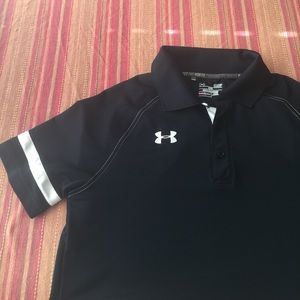 Men's collared athletic shirt