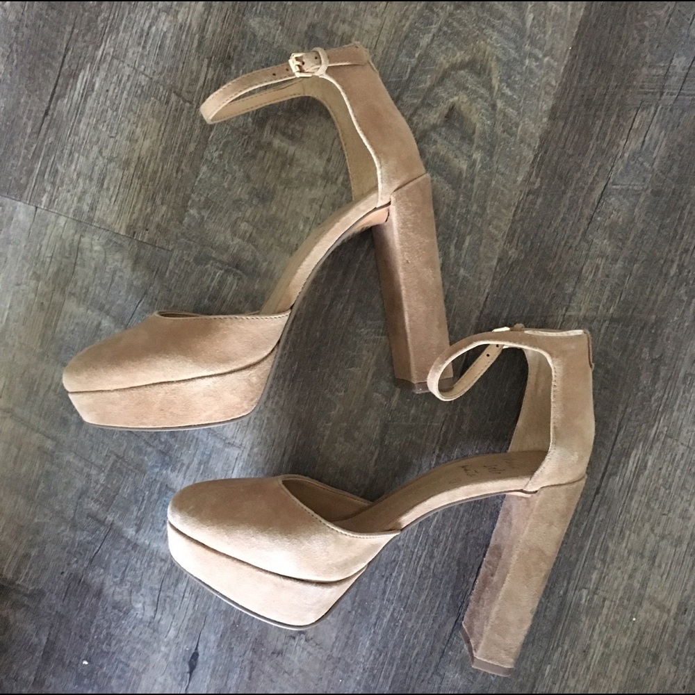 Banana Republic Villa Platform Heels Size 5