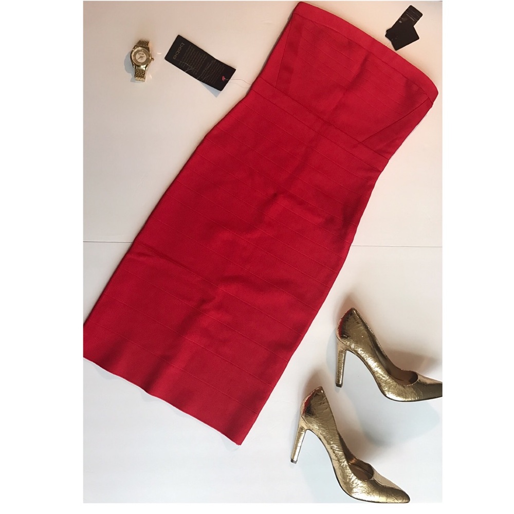 Perfect for Christmas! RED BEBE ✨ NWT Dress