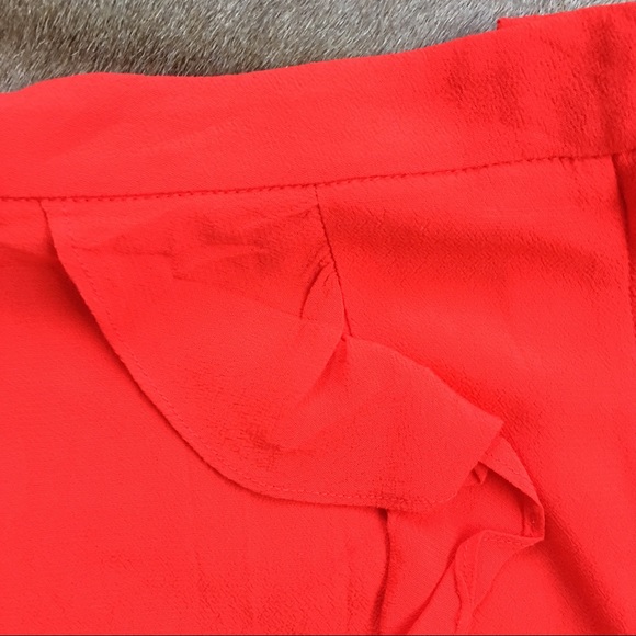 H&M Coral Fabric Shorts - Picture 3 of 3