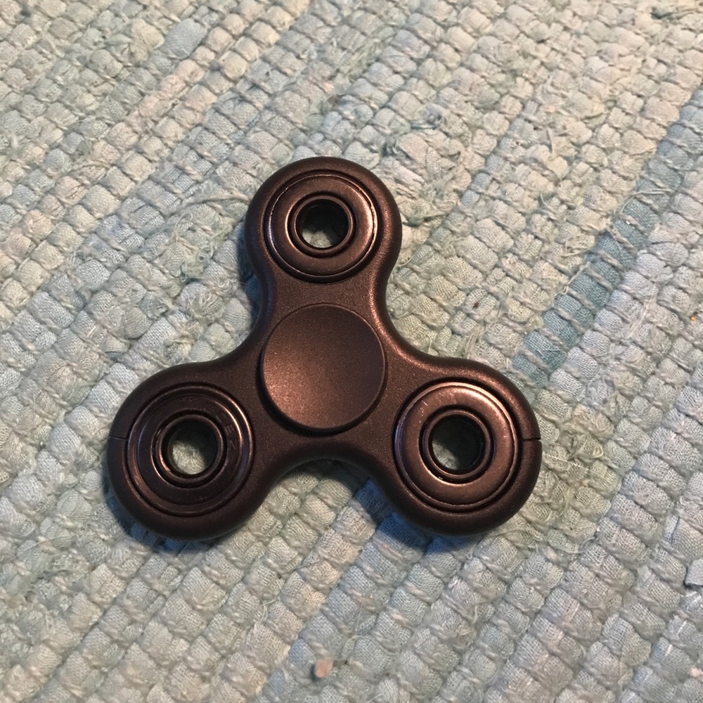 Fidget spinner