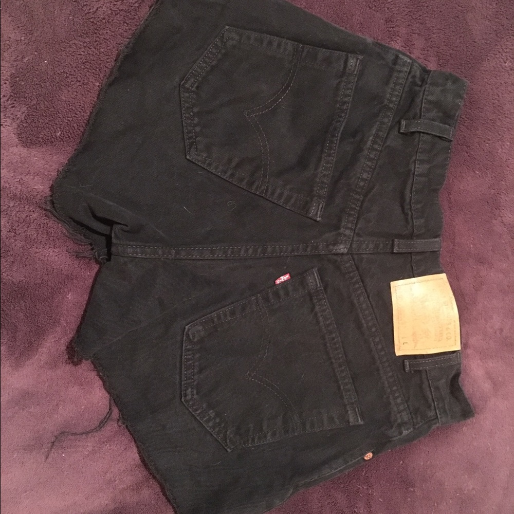 Vintage Cut Off Levi Shorts- Size 28