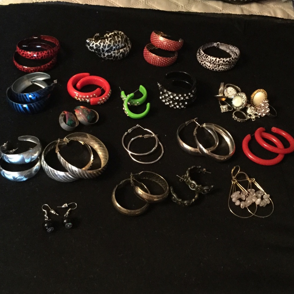 Earring lot