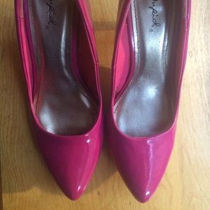 Hot pink patent-leather-like heels