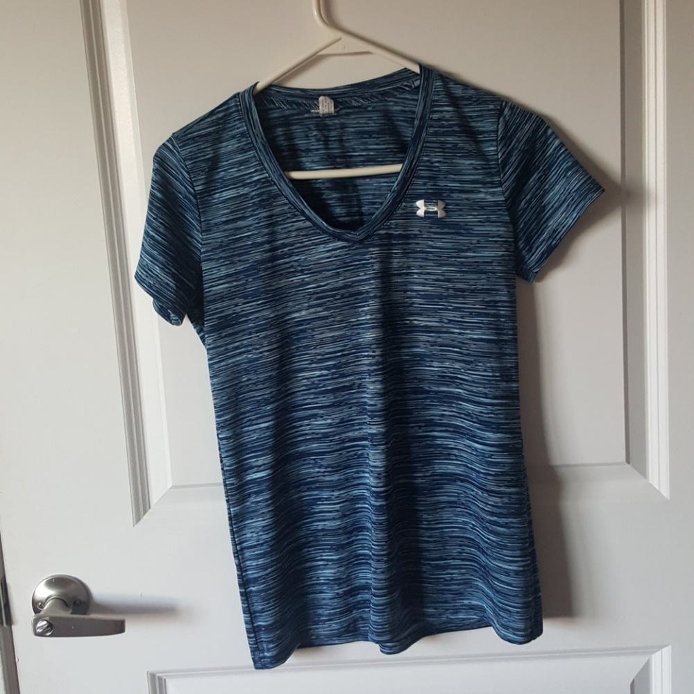 UnderArmour Blue Graphic V-neck Workout Shirt