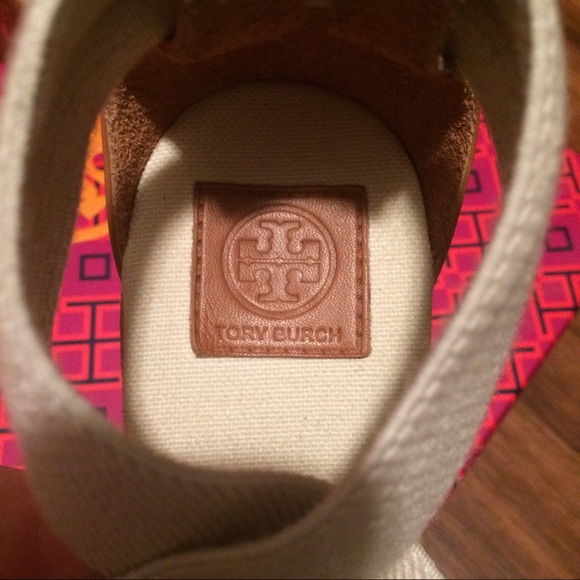 6 Tory Burch white cork canvas wedge shoes size 6 - Picture 5 of 5