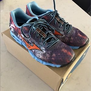 Mizuno wave Hayate running shoes sz 8.5