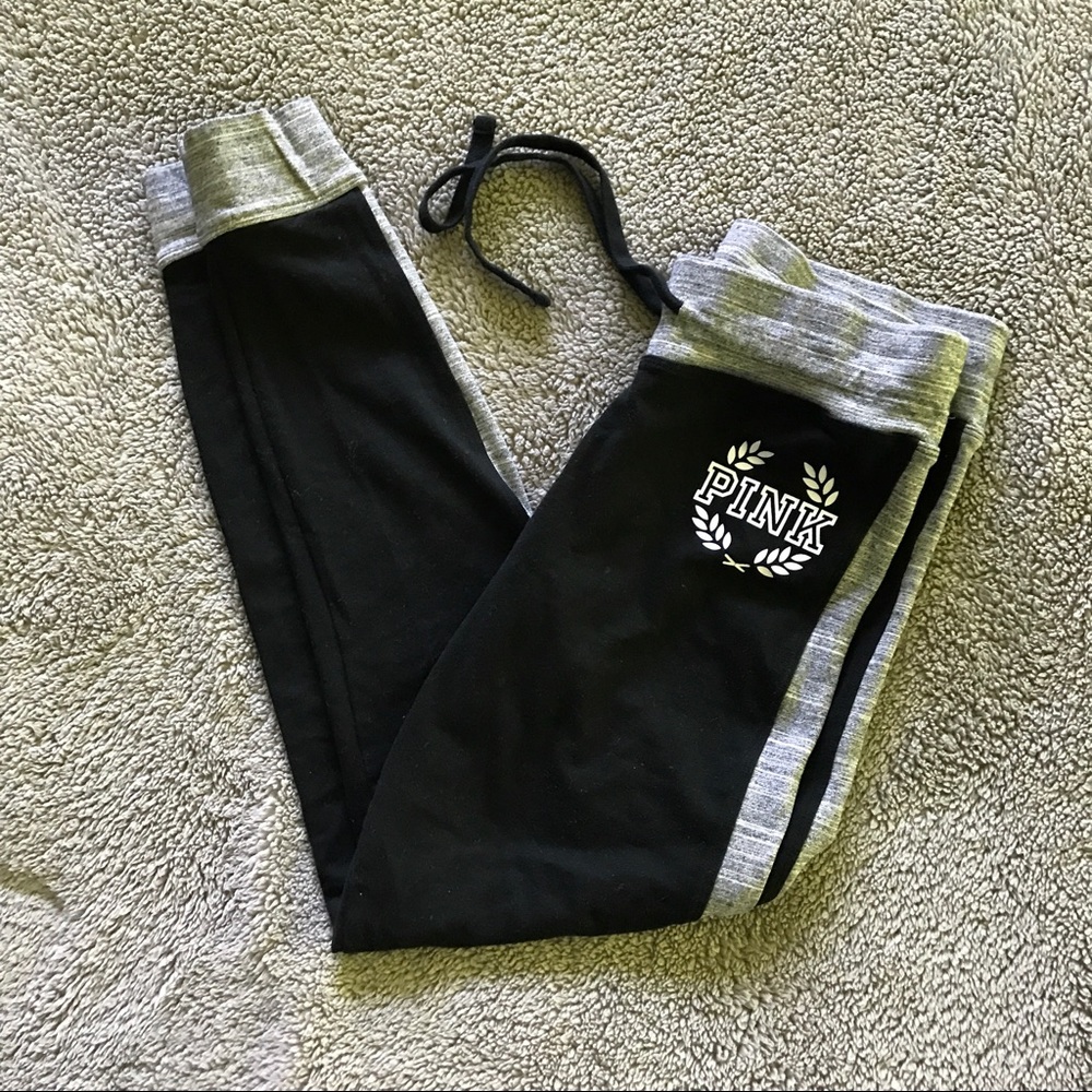 PINK campus leggings