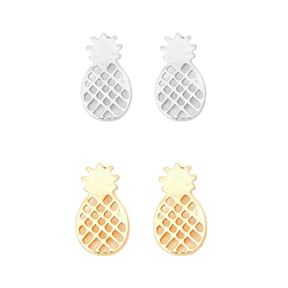 Tiny Pineapple Gold or Silver Stud Earrings - Picture 2 of 6