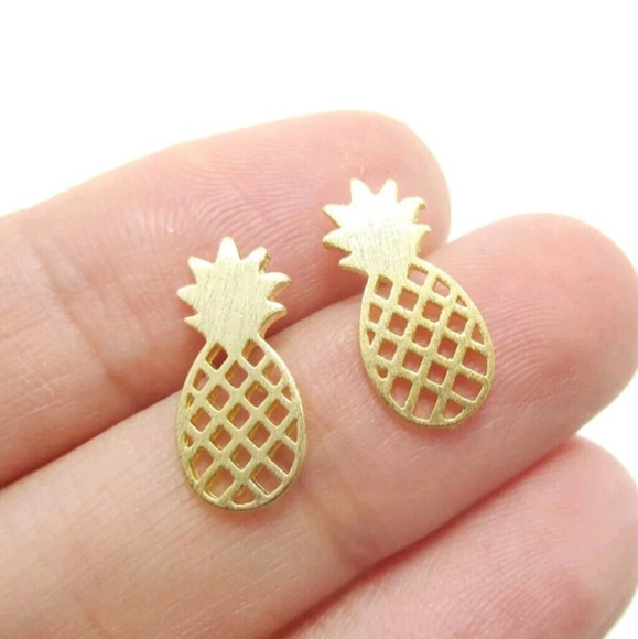 Tiny Pineapple Gold or Silver Stud Earrings - Picture 5 of 6