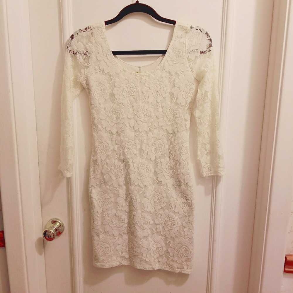 HOLLISTER Ivory Lace Dress