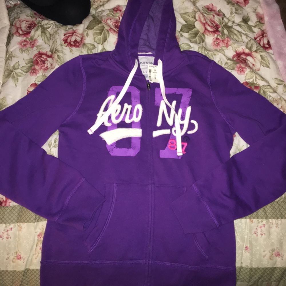 NEVER WORN Aeropostale Zip up Sweatshirt!!