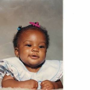 Meet your Posher, Kenisha