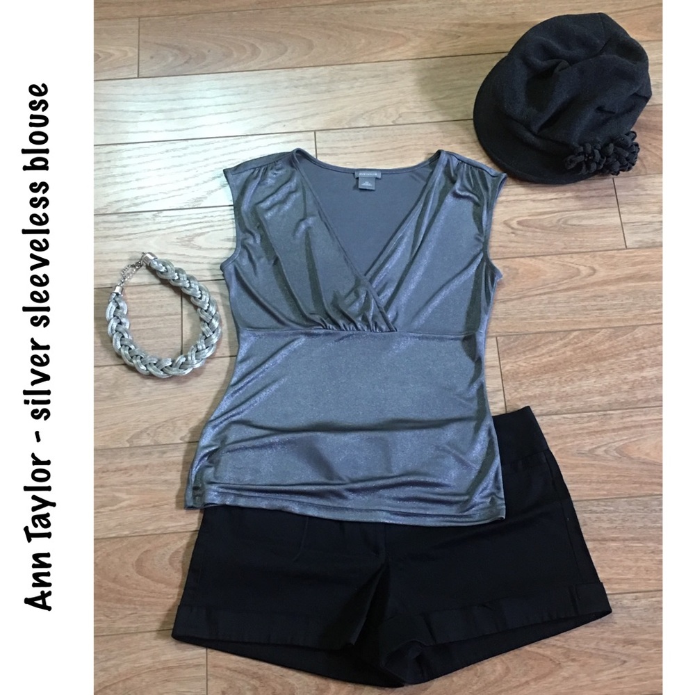 Ann Taylor Size XS sleeveless silver blouse