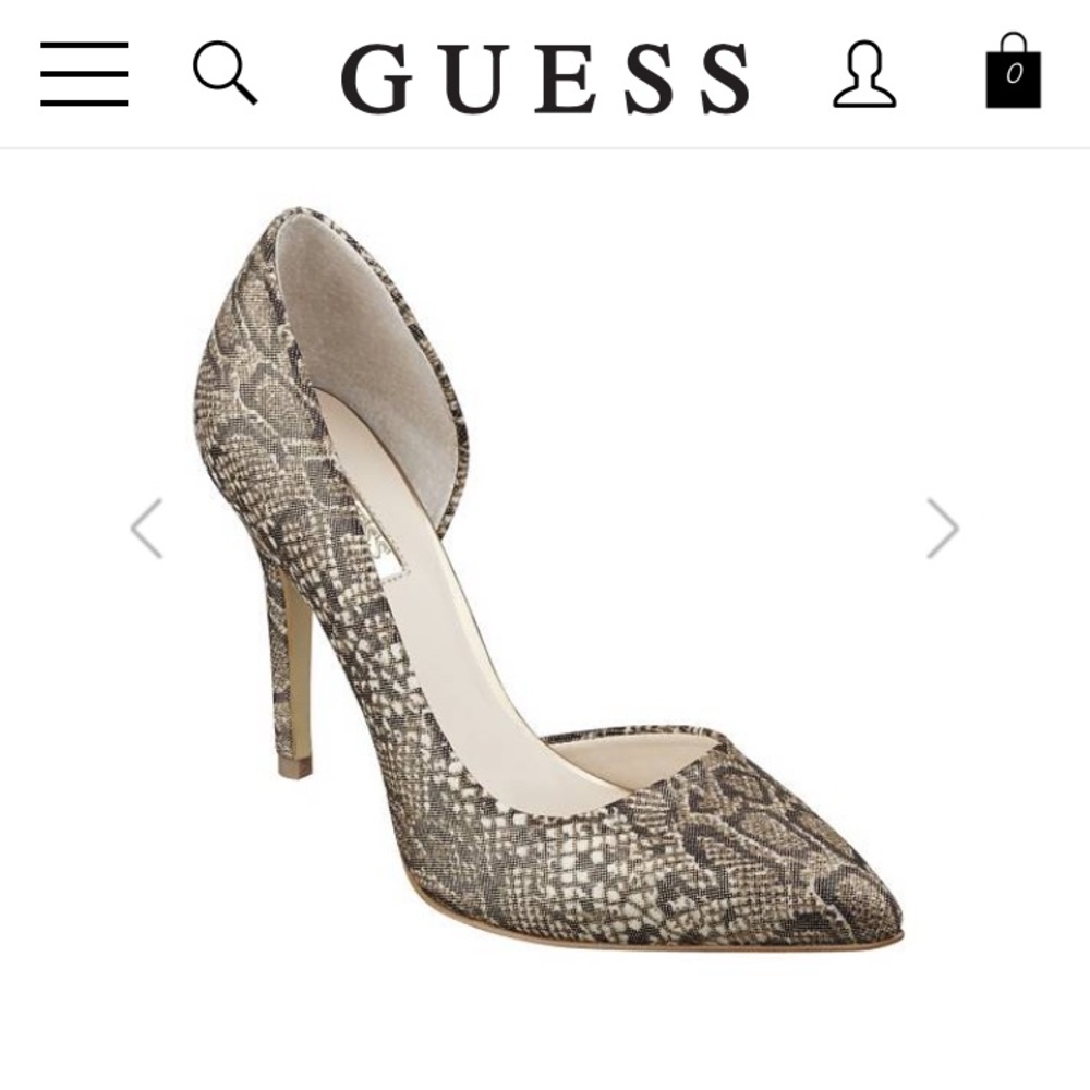 Guess Bittan Python Print Pumps