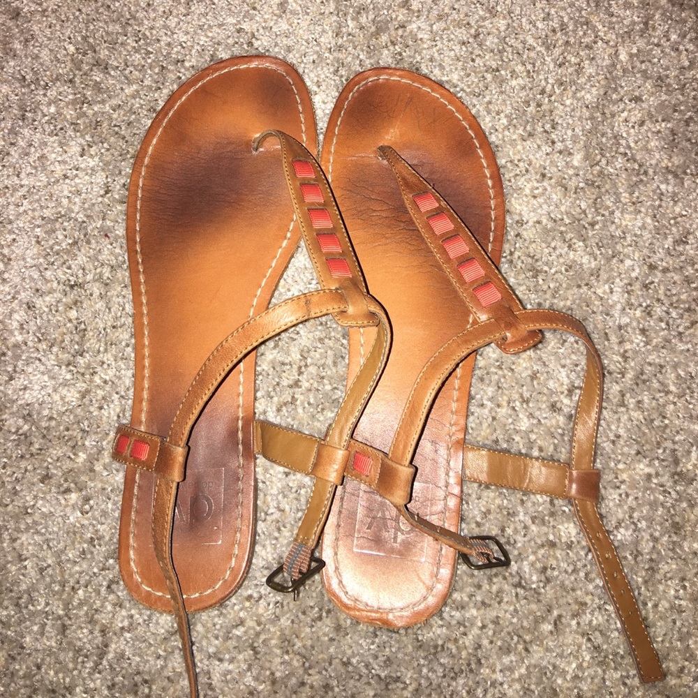 Dice Vita Thong Strap Sandals
