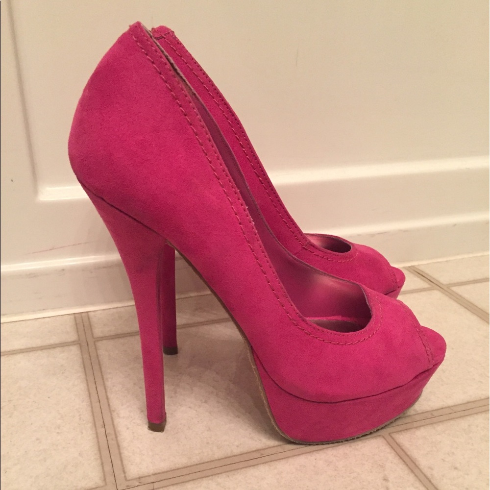 Hot Pink Faux Suede Stiletto Pumps 👠