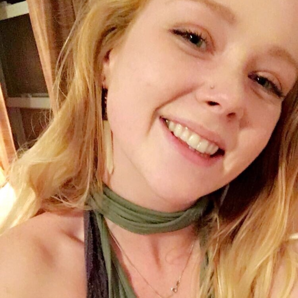 Meet your Posher, Zoë