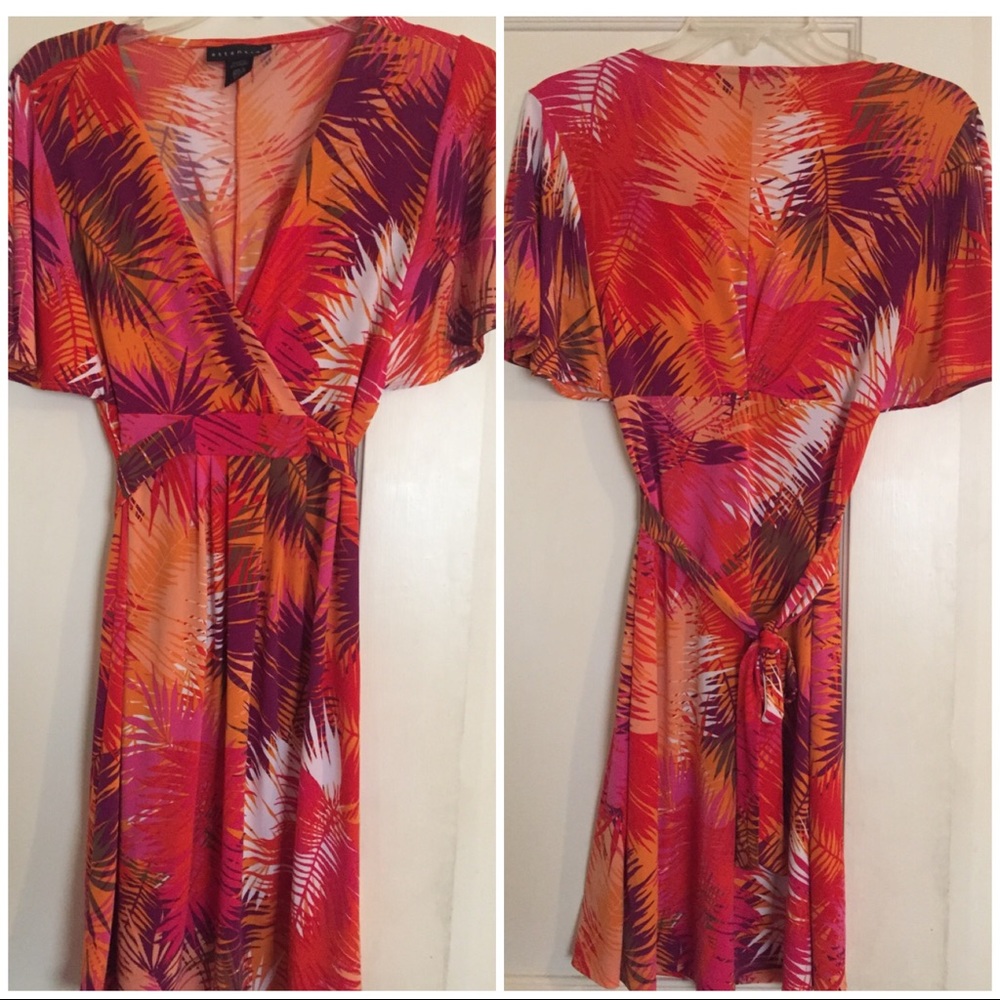 🎉Host Pick!!🎉 Bright colored summer dress.
