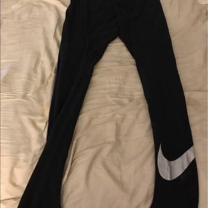 Women's Nike leggings small