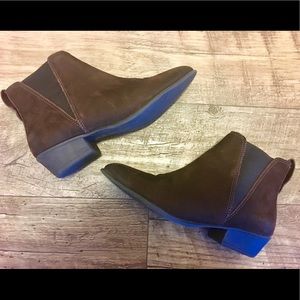 Steve Madden Chocolate Brown Chelsea Boots