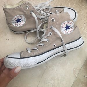 Nude High Top Converse