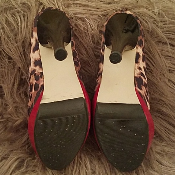 Steve Madden Olicia Leopard Satin Heels - Picture 2 of 7