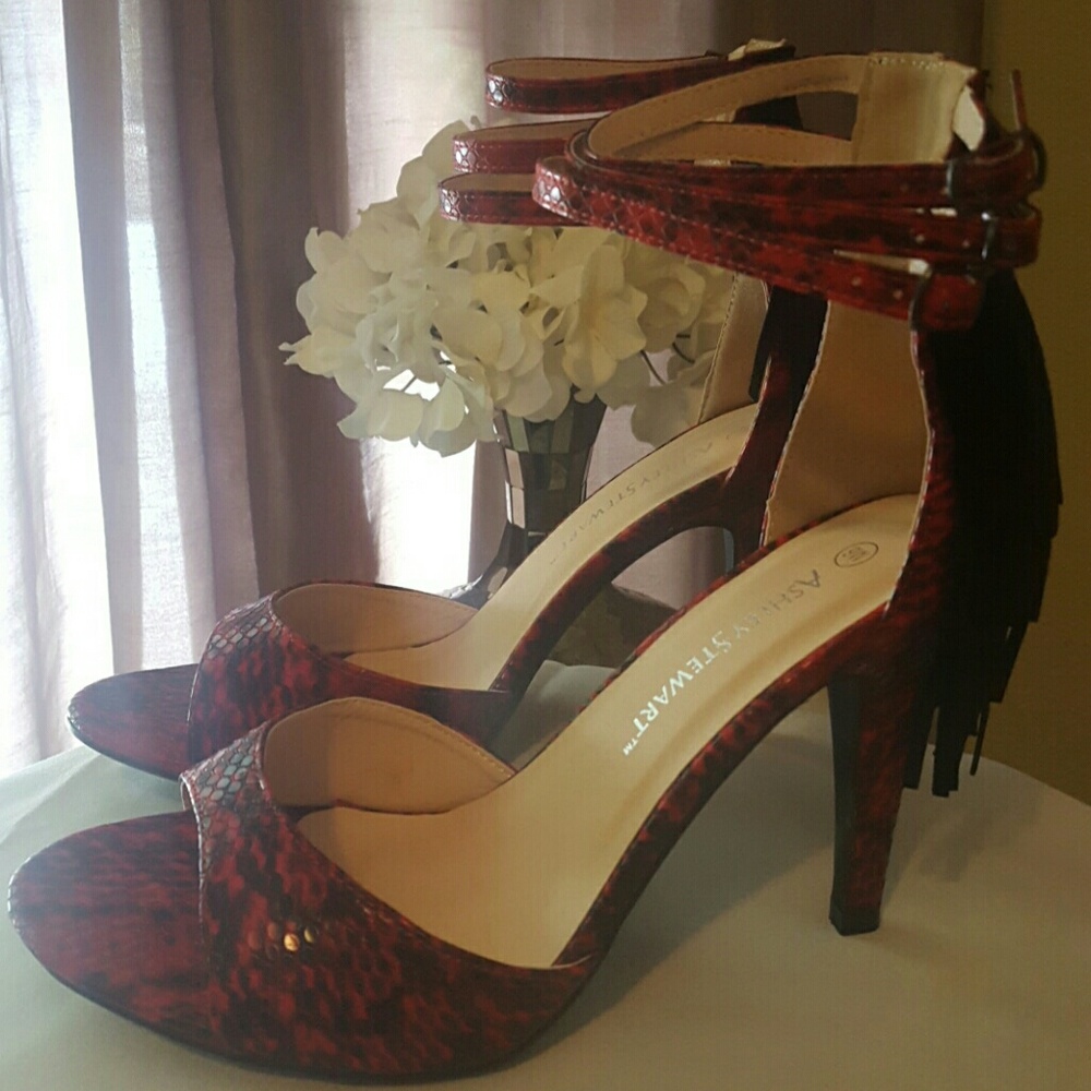 Brand New Ashley Stewart Wide high heels