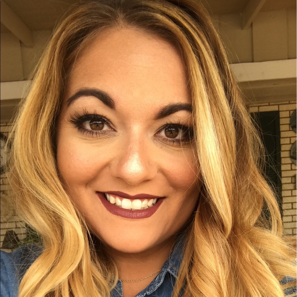 Meet your Posher, Lindsey