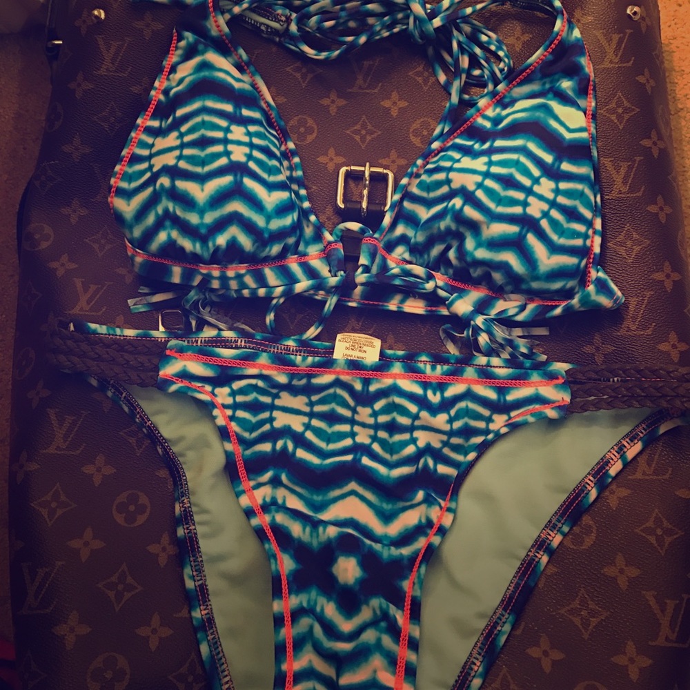 Hobie Swimsuit set!