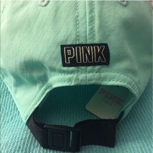 👱🏻‍♀️👙NEW teal VS PINK hat 👗🌞