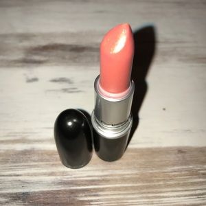MAC "Ramblin' Rose" Frost Lipstick