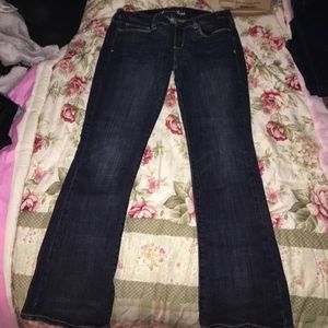 AMERICAN EAGLE SKINNY KICK JEANS