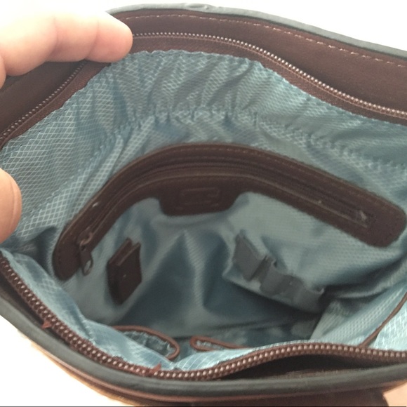 Purse - Picture 3 of 4