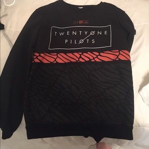 Twenty one pilots crew neck