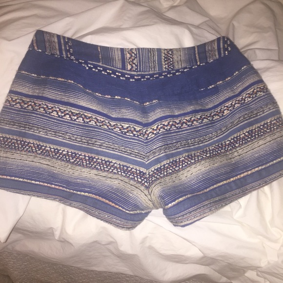 joie shorts - Picture 3 of 3