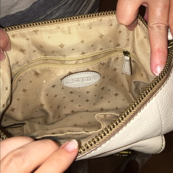 FOSSIL purse - Picture 3 of 4