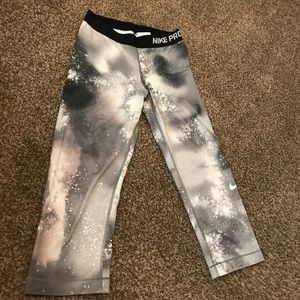 Nike Pro Crop Pants