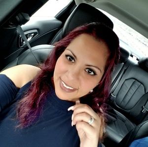 Meet your Posher, Melissa