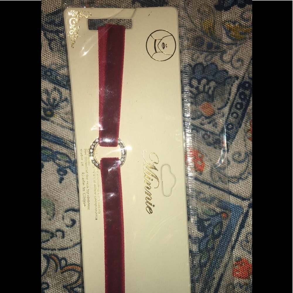 TRENDY CHOKERS BUNDLE