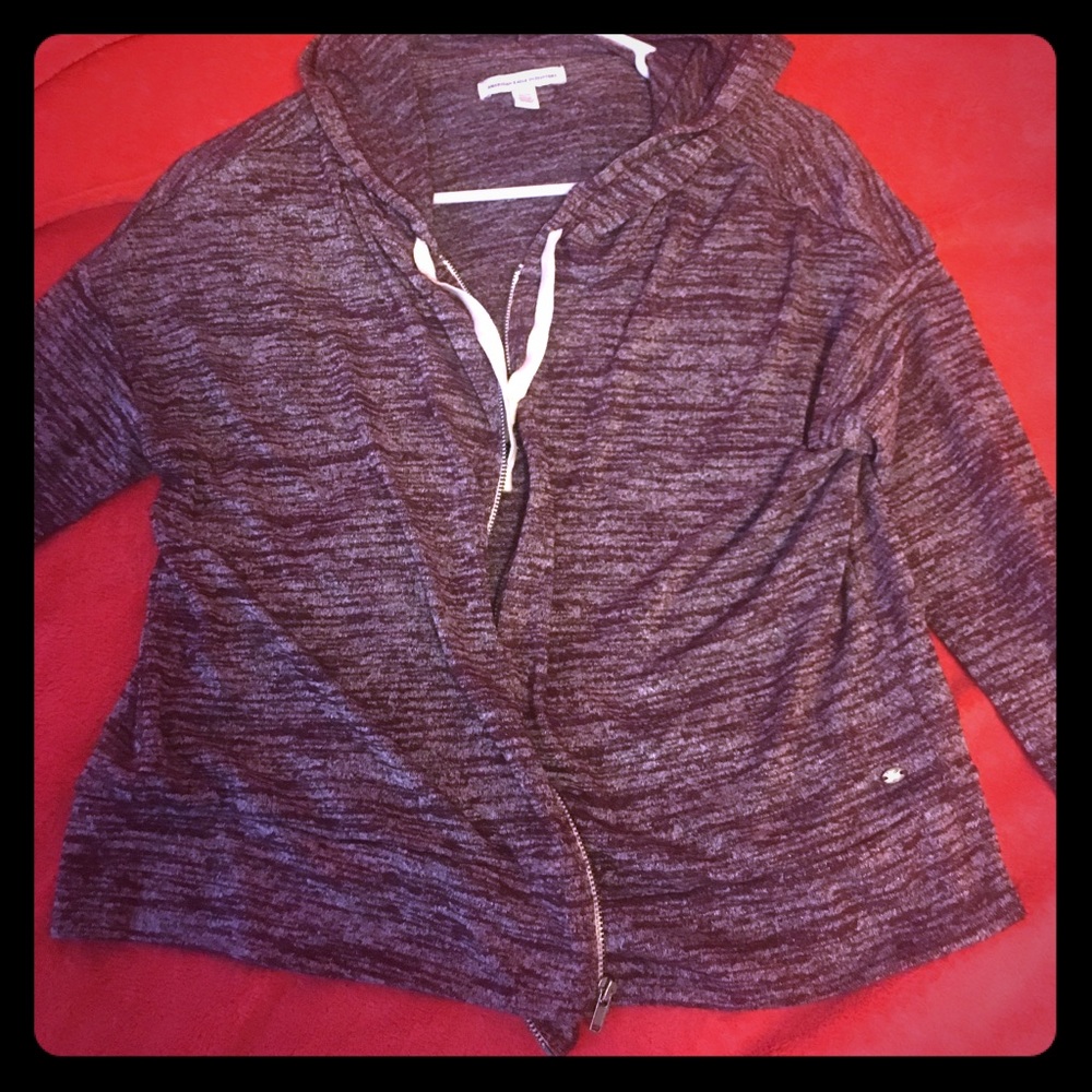 Only wore it once! A little too short for me !