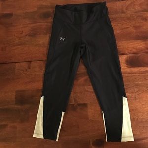 Woman's Under Armour workout Pant