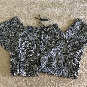 Black and White flowy pants size S Boho