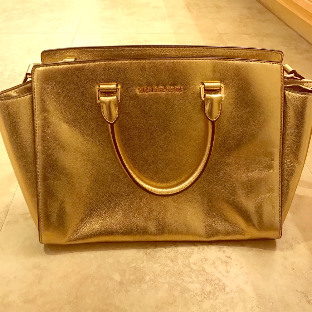 Michael Kors purse