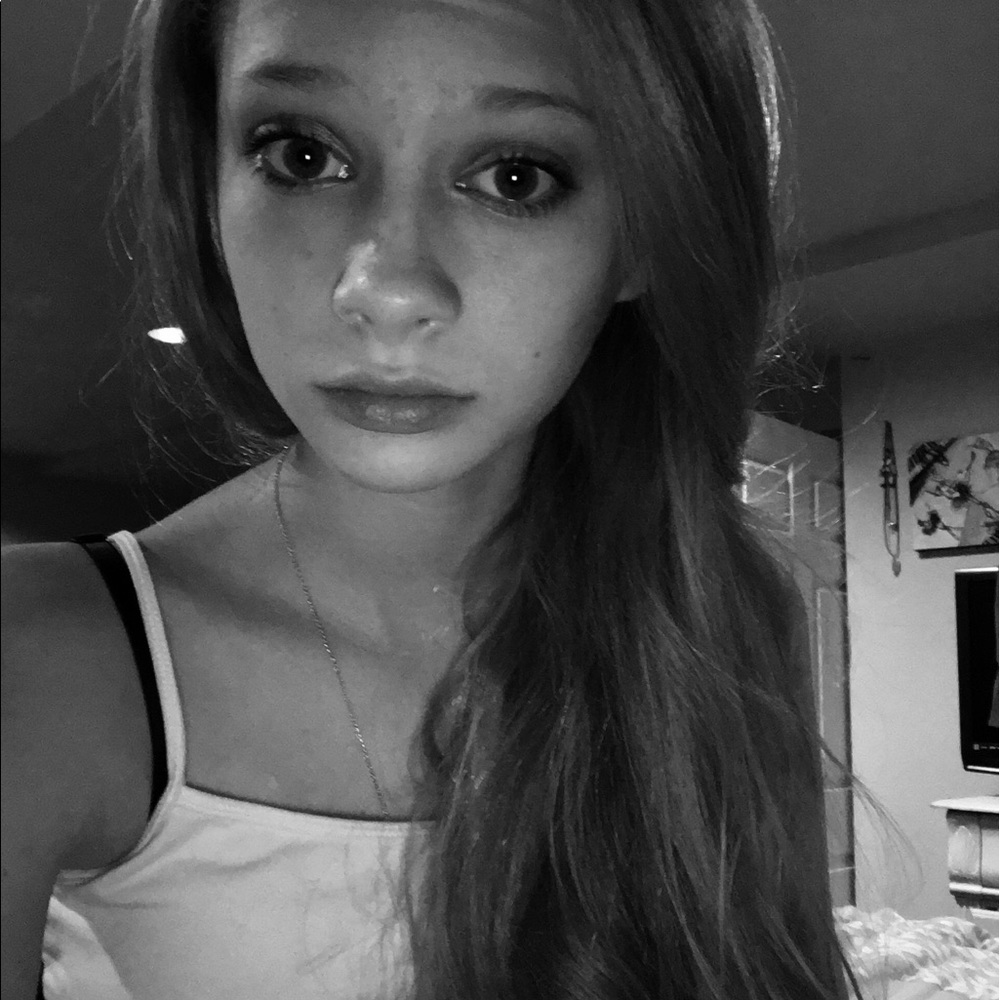 Meet your Posher, Mikayla