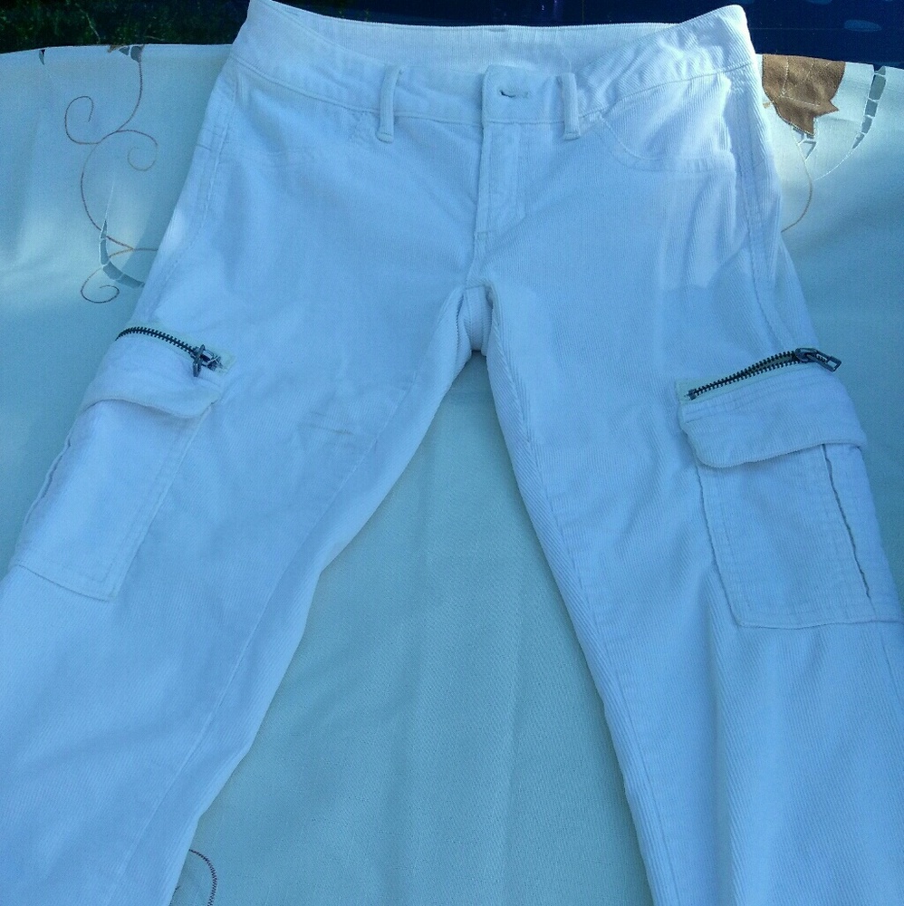 White pants size 2