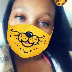 Meet your Posher, Ashley