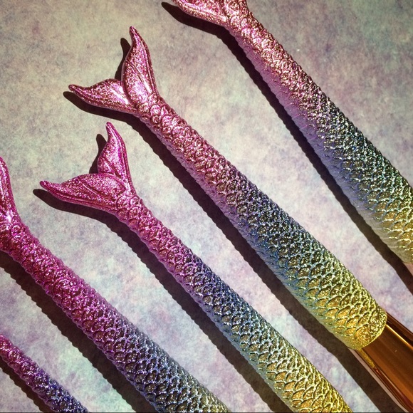 Mermaid brush set - Picture 2 of 2