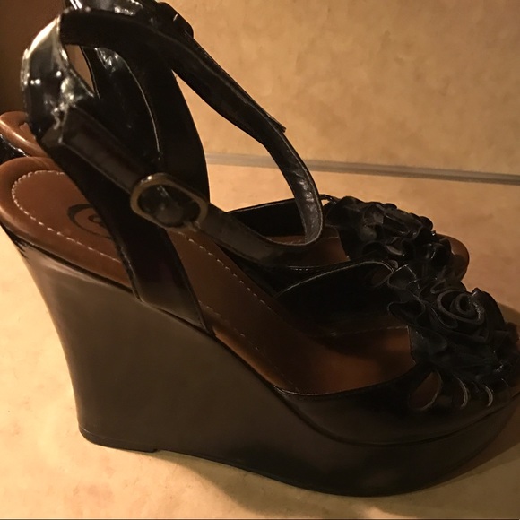 Candie�s Shoes Candies Black Patent Wedge Strappy Sandal