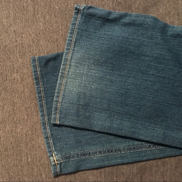 Hollister Flare Jeans! - Picture 2 of 4